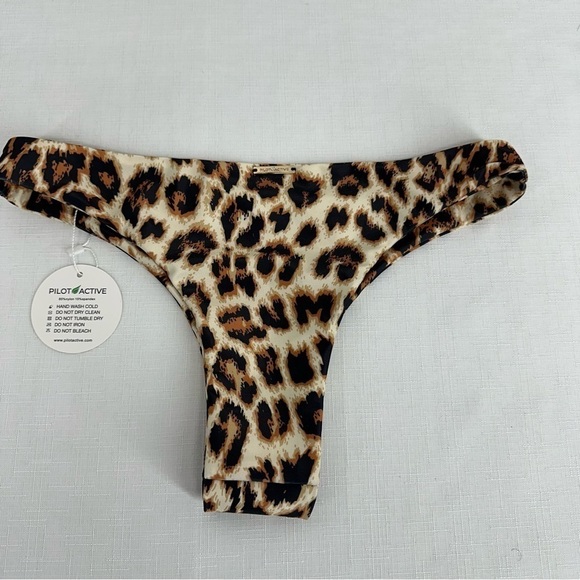 Pilot Active Large Mid High Waist Cheeky Leopard Print Sexy Bikini Bottom NEW - Picture 6 of 9